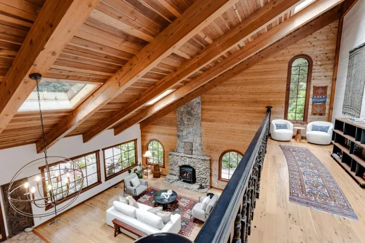 900 Larsen Road, Aptos, California 95003