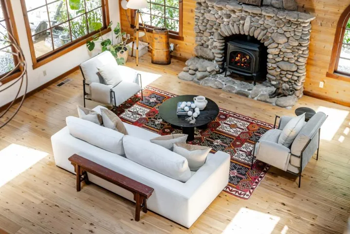 900 Larsen Road, Aptos, California 95003