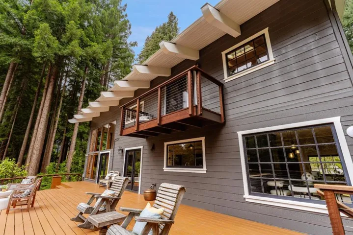 900 Larsen Road, Aptos, California 95003