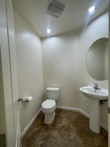 27339 Bavella Way, Salinas, California 93908