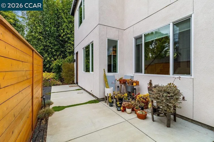 1169 Hearst Ave B, Berkeley, California 94702