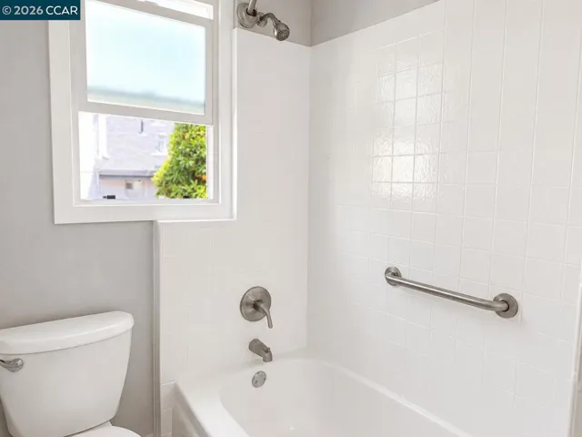 615 Flora St, Martinez, California 94553
