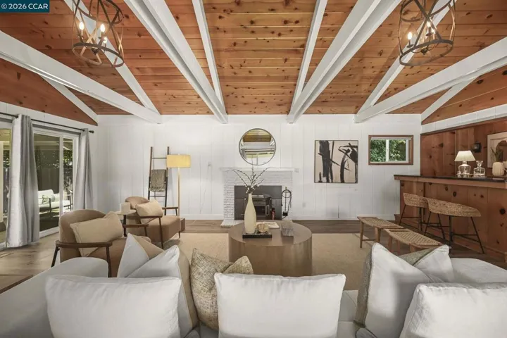 615 Flora St, Martinez, California 94553