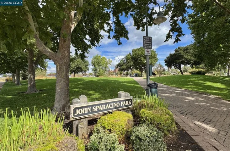 615 Flora St, Martinez, California 94553
