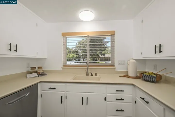 615 Flora St, Martinez, California 94553