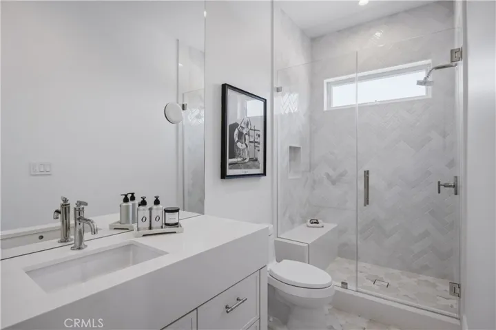 858 Fiske, Pacific Palisades, California 90272