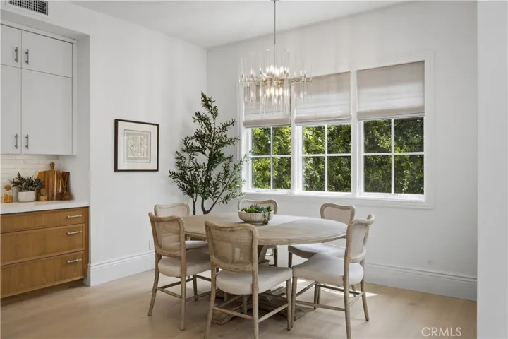 858 Fiske, Pacific Palisades, California 90272