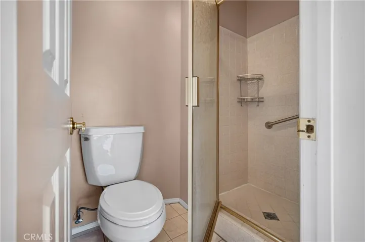 bathroom at dowostairs