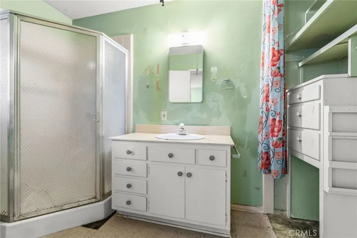 150 E Fiesta Grn, Port Hueneme, California 93041