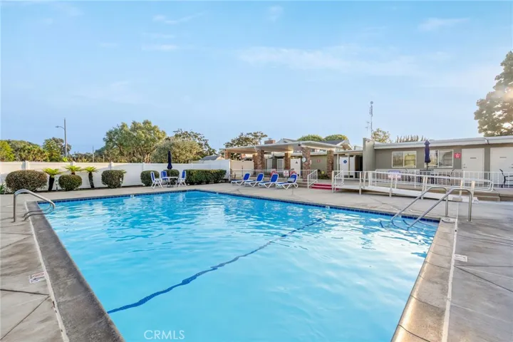 150 E Fiesta Grn, Port Hueneme, California 93041