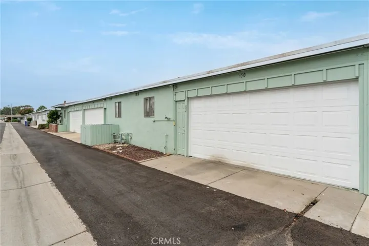 150 E Fiesta Grn, Port Hueneme, California 93041