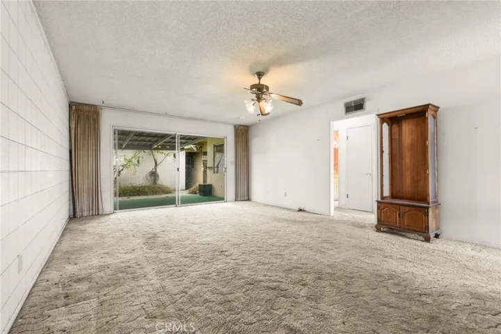 150 E Fiesta Grn, Port Hueneme, California 93041