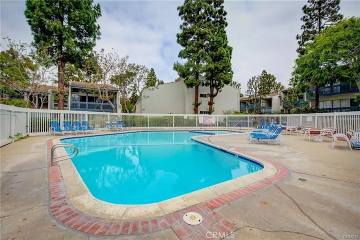 824 Camino Real 204, Redondo Beach, California 90277