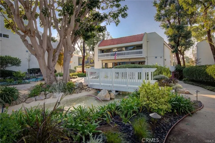 824 Camino Real 204, Redondo Beach, California 90277