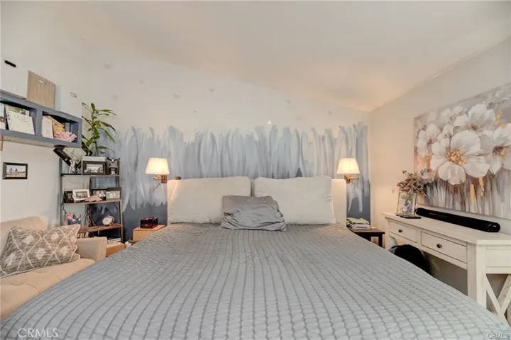 824 Camino Real 204, Redondo Beach, California 90277
