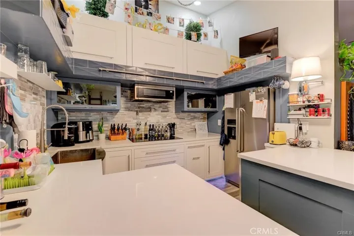 824 Camino Real 204, Redondo Beach, California 90277