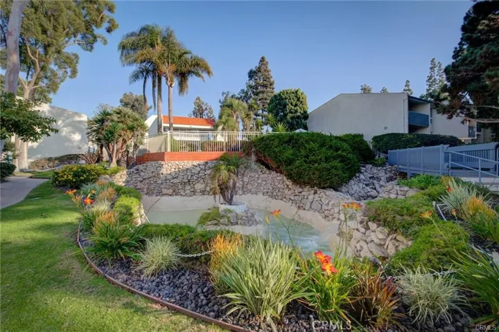 824 Camino Real 204, Redondo Beach, California 90277