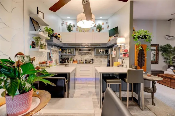 824 Camino Real 204, Redondo Beach, California 90277