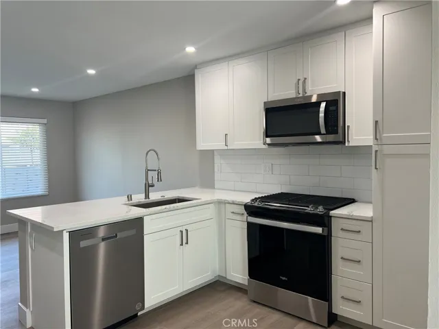 1030 Mission Drive D, Costa Mesa, California 92626