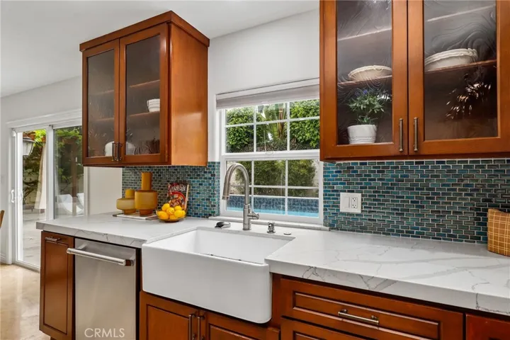962 Begonia Avenue, Costa Mesa, California 92626