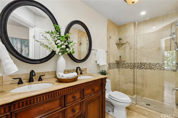 962 Begonia Avenue, Costa Mesa, California 92626
