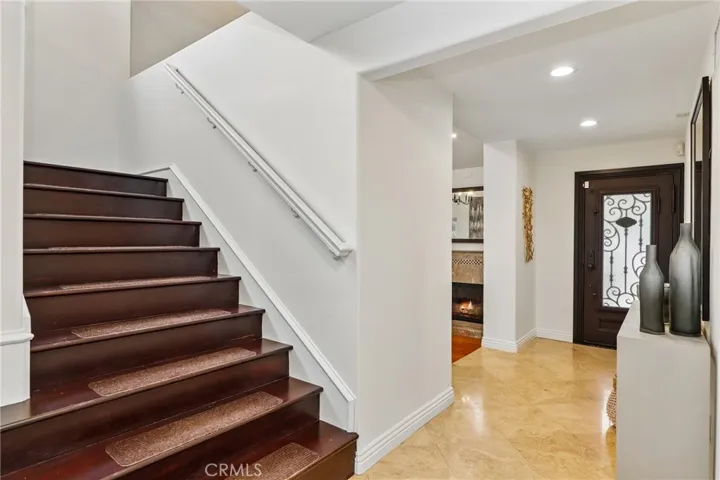 962 Begonia Avenue, Costa Mesa, California 92626