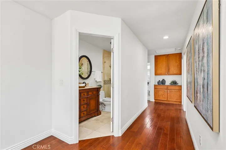 962 Begonia Avenue, Costa Mesa, California 92626