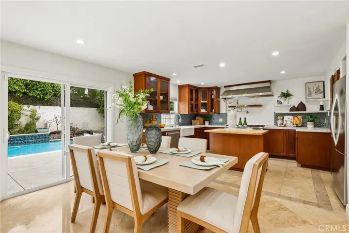 962 Begonia Avenue, Costa Mesa, California 92626