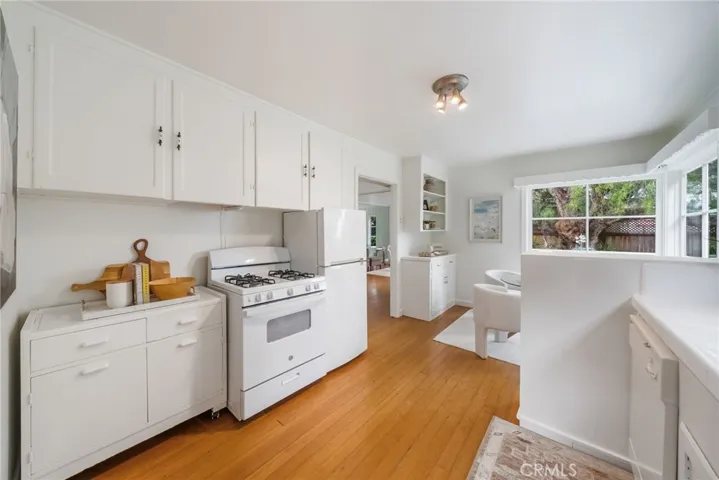 Laundry room to Living room view