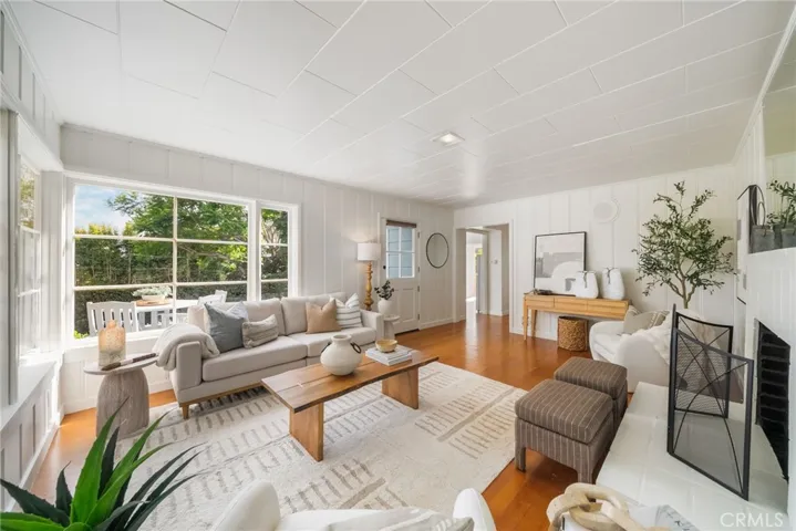 Living Area to Hallway