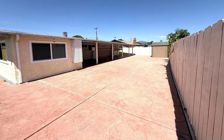 12923 Slack Street, Poway, California 92064