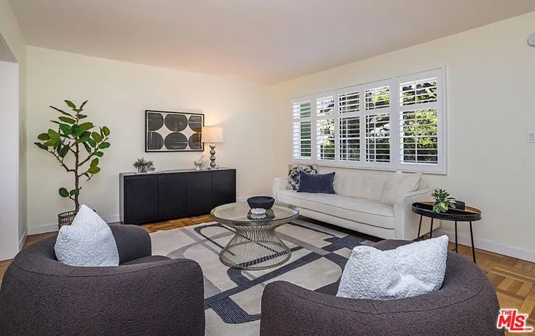 5383 Village, Los Angeles, California 90016