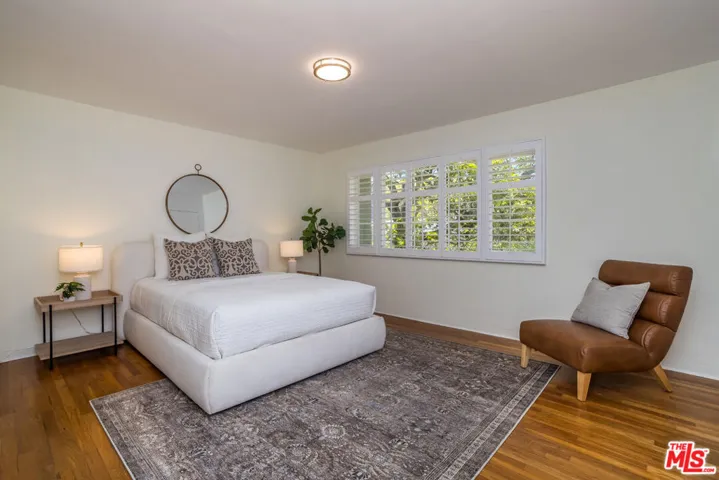 5383 Village, Los Angeles, California 90016