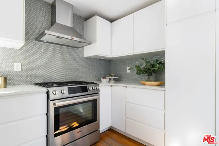 4566 Toland Way, Los Angeles, California 90041