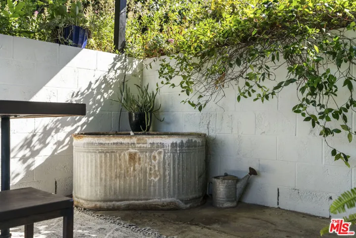 4566 Toland Way, Los Angeles, California 90041