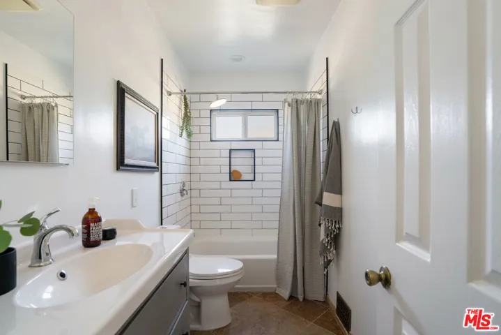 4566 Toland Way, Los Angeles, California 90041