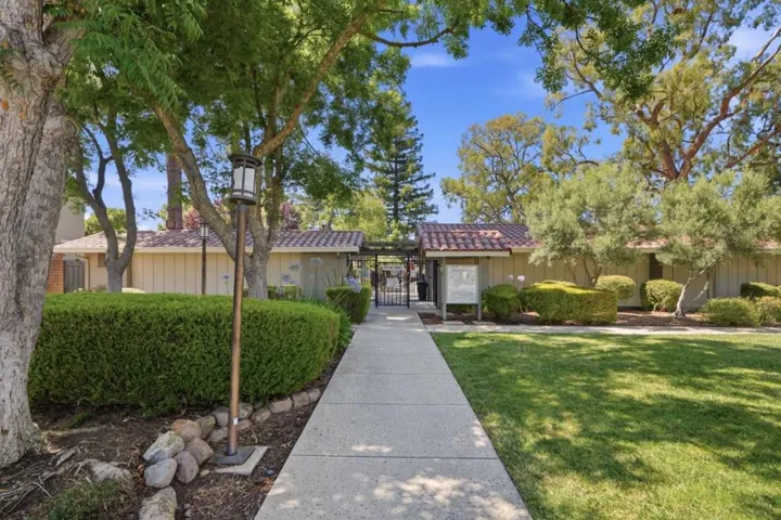 5668 Sunflower Lane, San Jose, California 95118