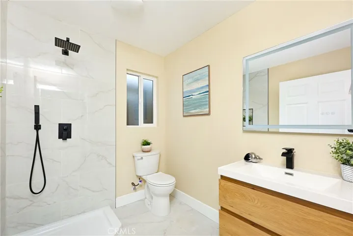 5571 Central Avenue, Riverside, California 92504