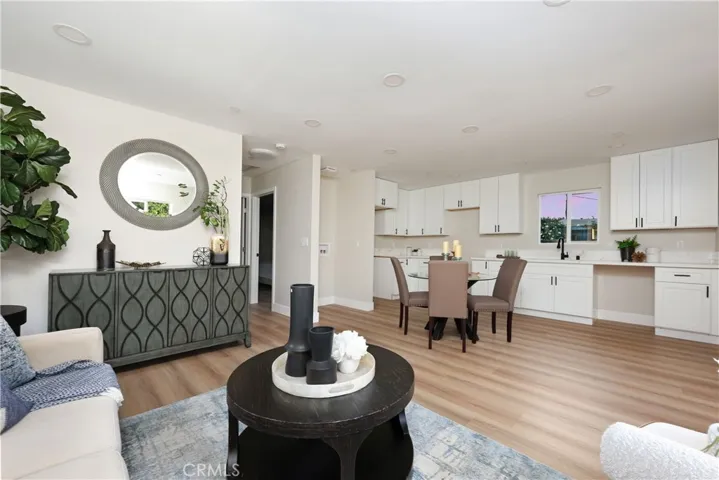 5571 Central Avenue, Riverside, California 92504