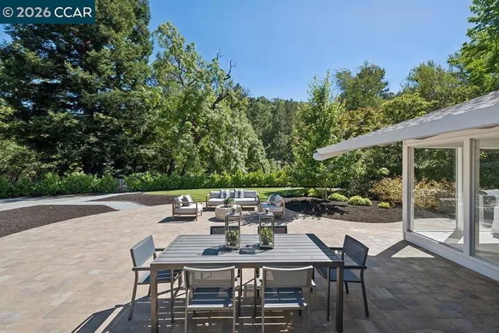 3435 Black Hawk Rd, Lafayette, California 94549