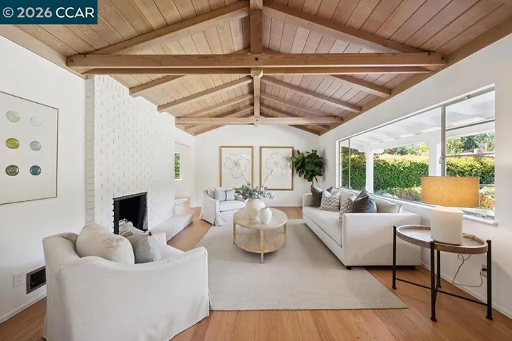 3435 Black Hawk Rd, Lafayette, California 94549