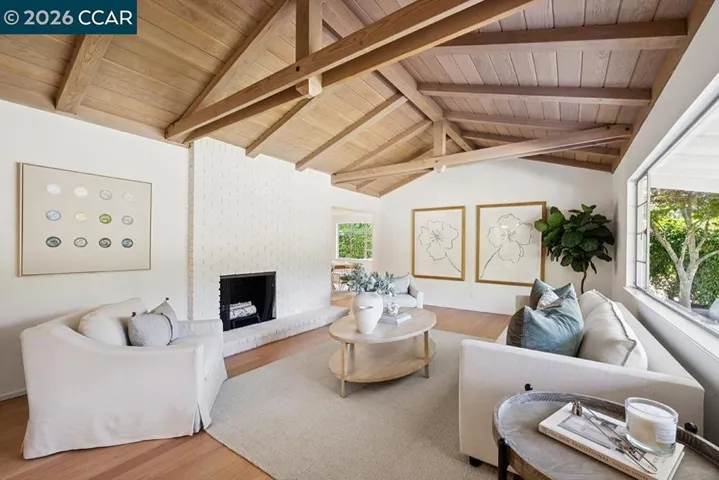 3435 Black Hawk Rd, Lafayette, California 94549