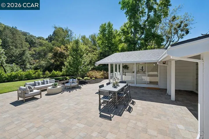 3435 Black Hawk Rd, Lafayette, California 94549