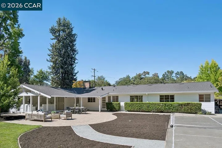 3435 Black Hawk Rd, Lafayette, California 94549