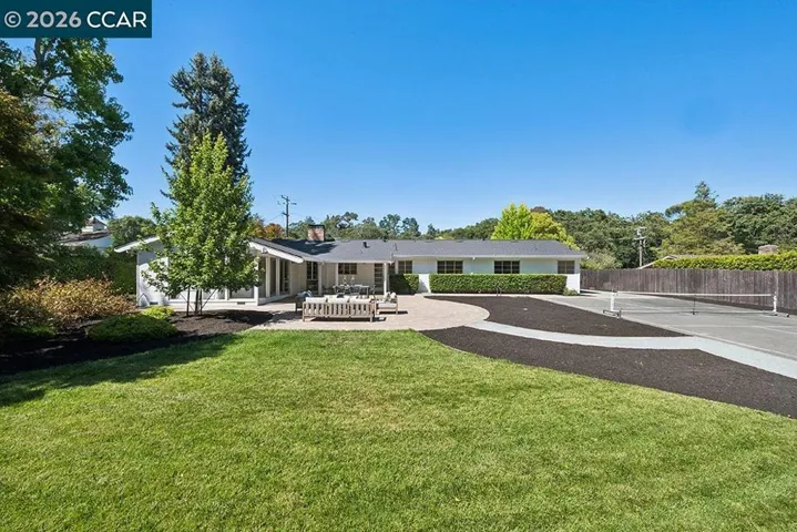 3435 Black Hawk Rd, Lafayette, California 94549