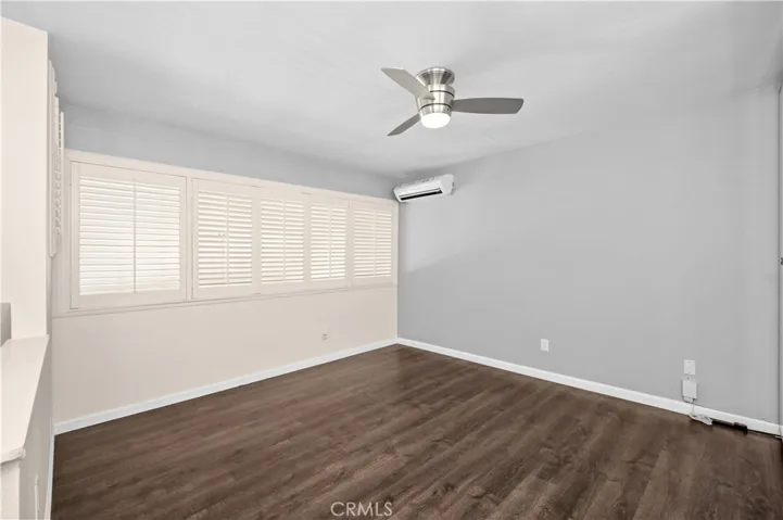 Large bedroom