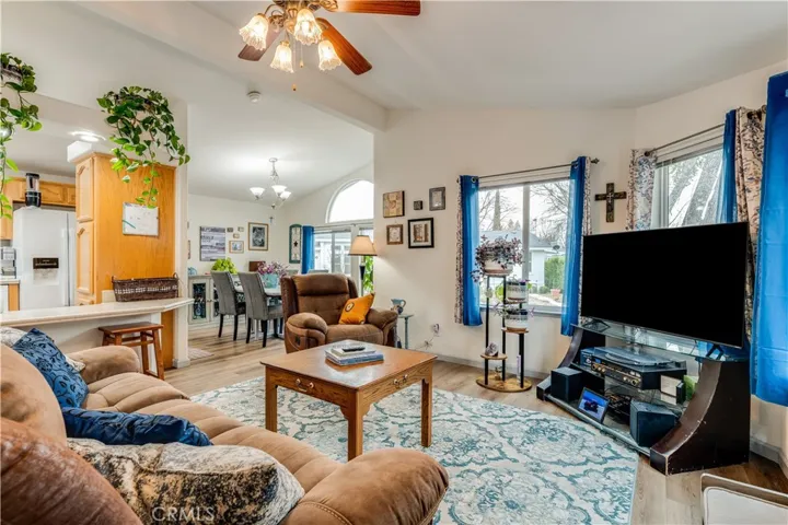51 Quinta Court, Paso Robles, California 93446