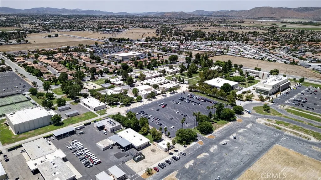 Aeriel view of Mt. San Jacinto College.