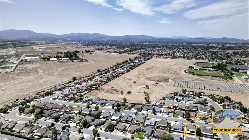 Aeriel view of the surrounding neighborhood.