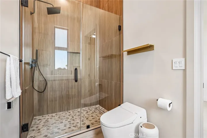 8504 Outland View Drive, Sun Valley, California 91352